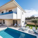 New 2026 Casa Mare With Private Heated Pool * 말린스카