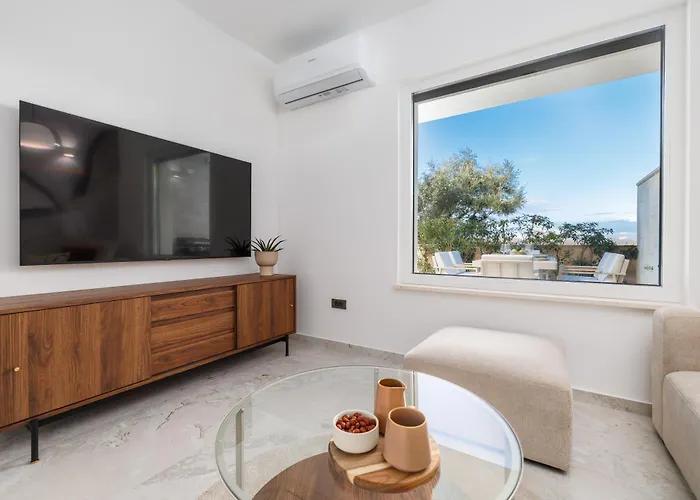 Villa New 2026 Casa Mare With Private Heated Pool