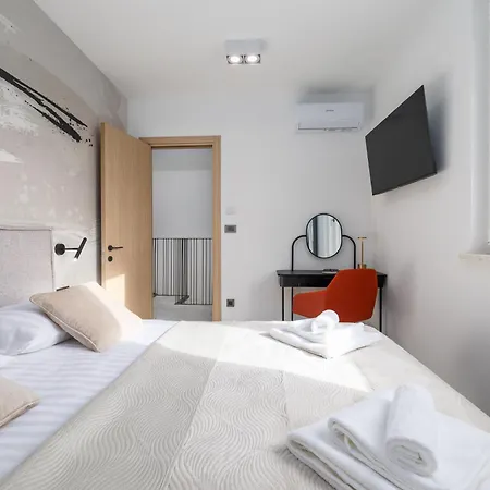 New 2026 Casa Mare With Private Heated Pool Malinska