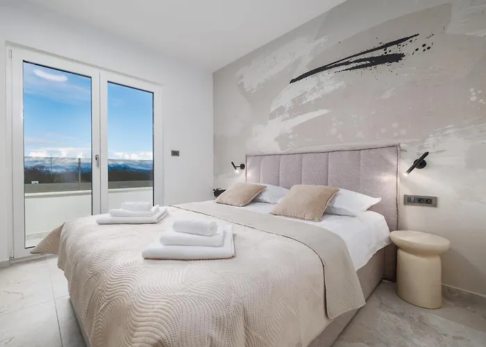 فيلة New 2026 Casa Mare With Private Heated Pool مالينسكا